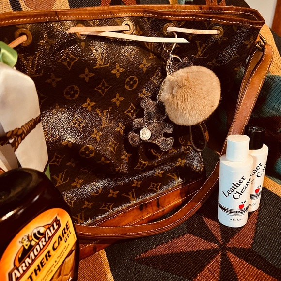 Authentic LV - Picture 2 of 2